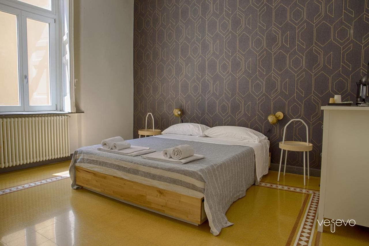 Vesevo Rooms Napoli Exterior foto