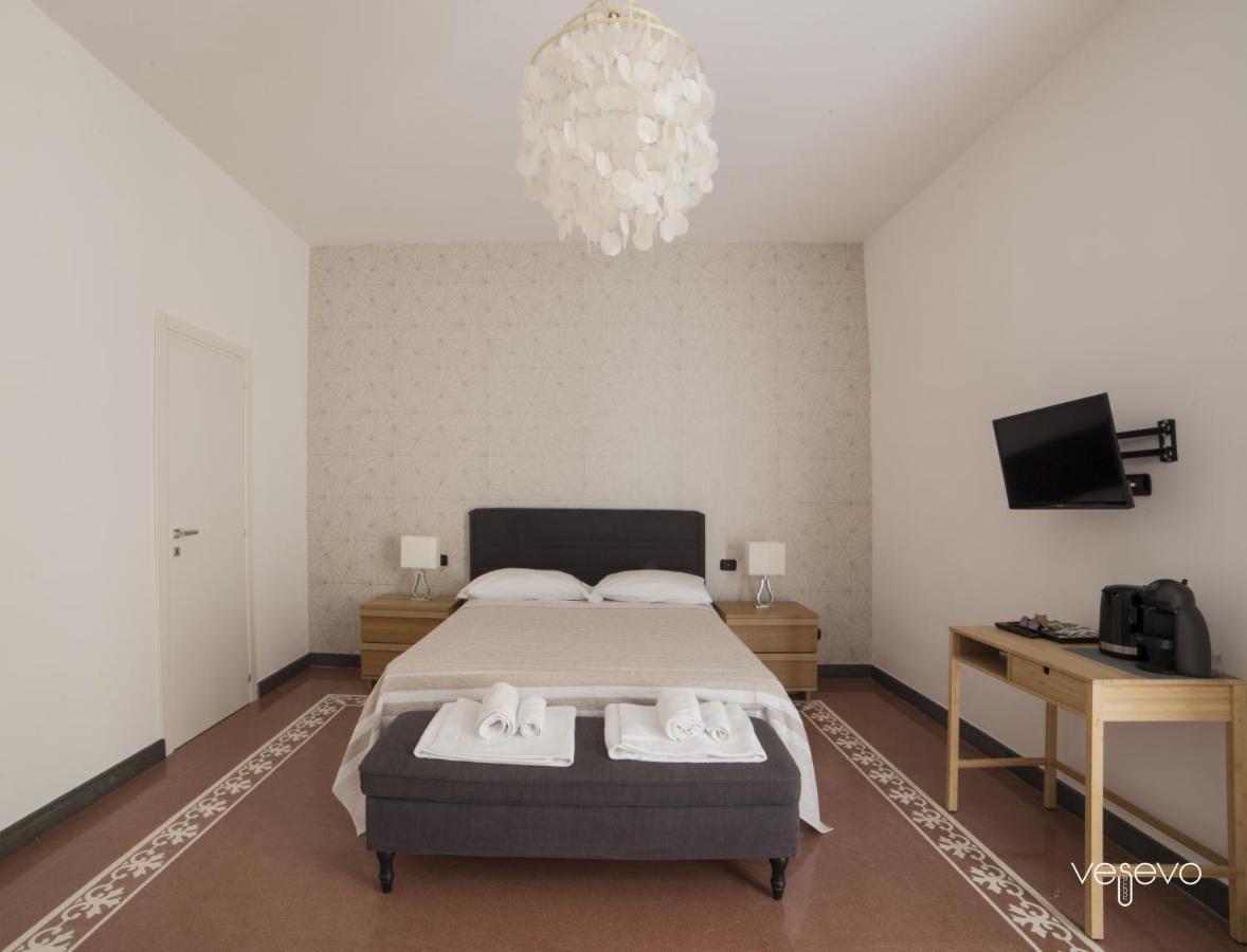 Vesevo Rooms Napoli Exterior foto